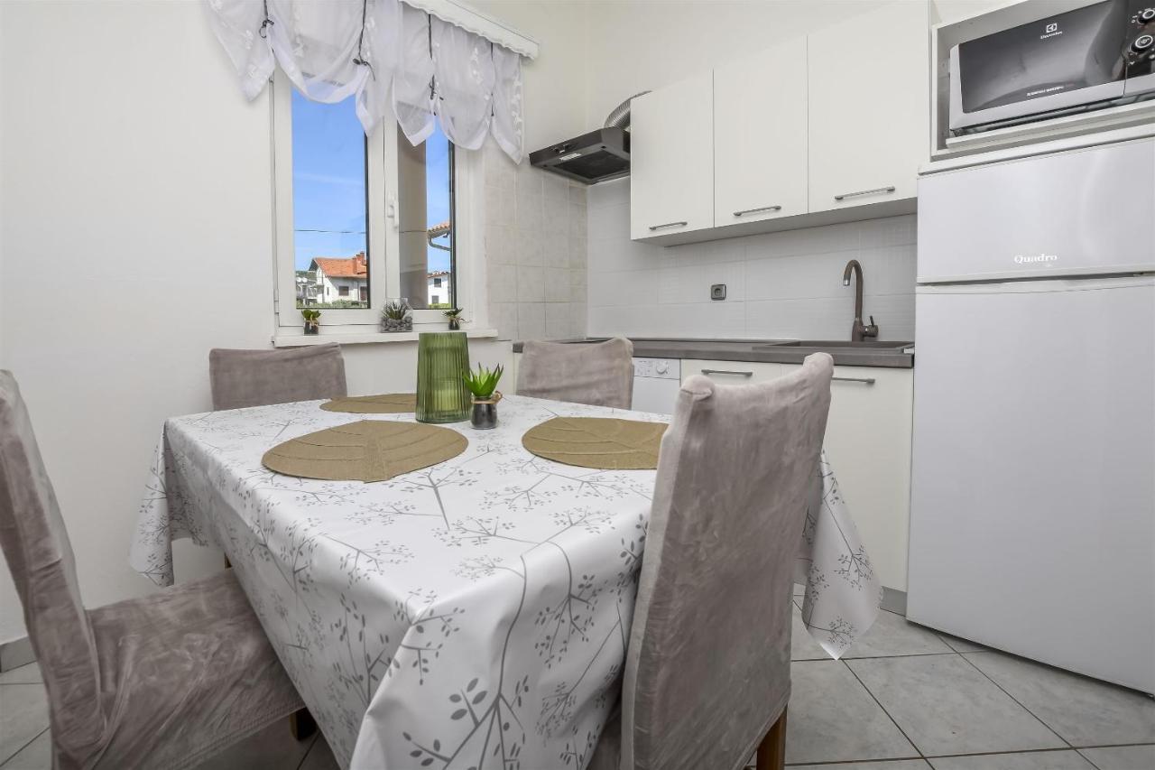 فيلا House Lucija روغوزنيكا المظهر الخارجي الصورة