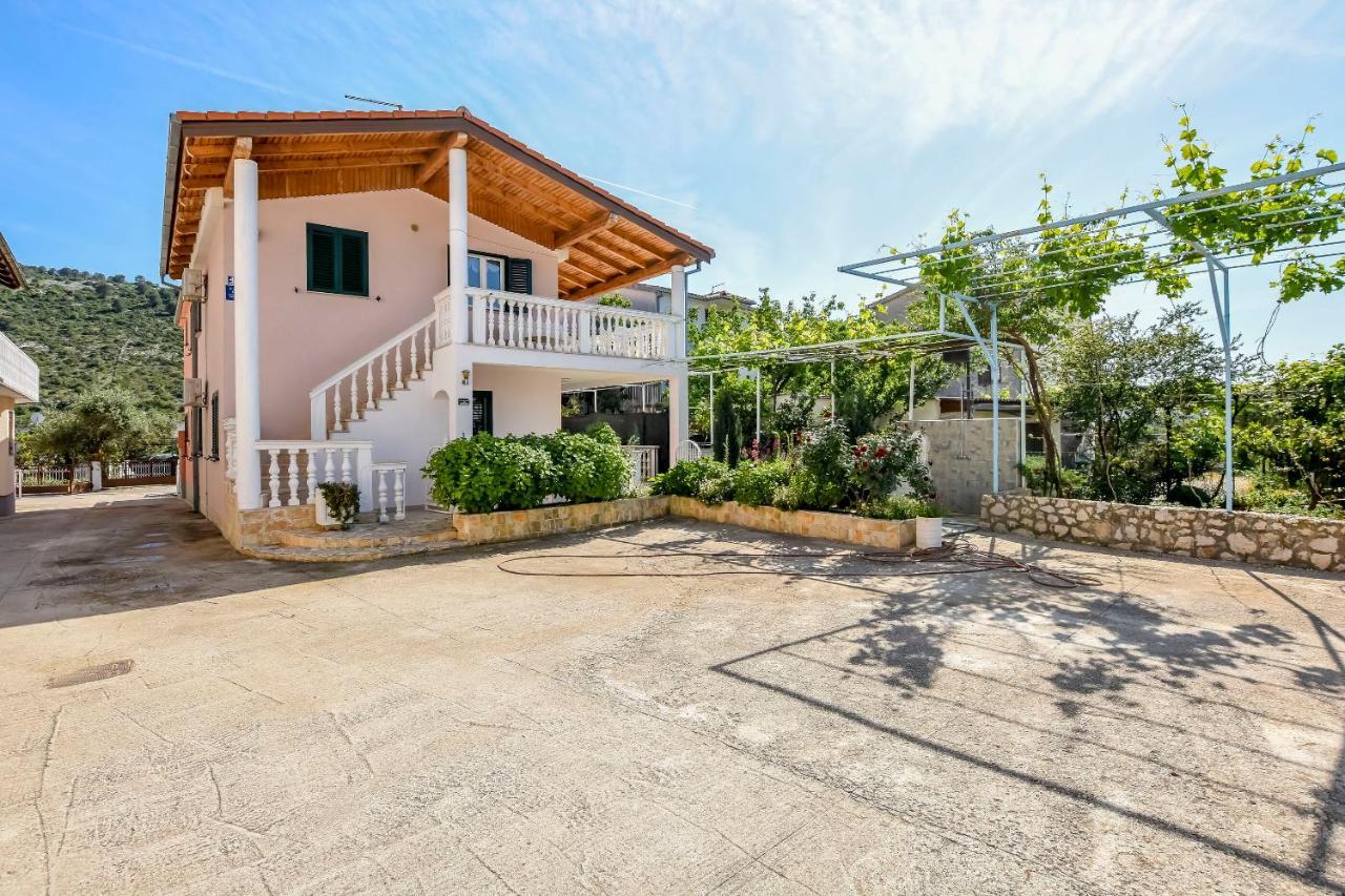 فيلا House Lucija روغوزنيكا المظهر الخارجي الصورة